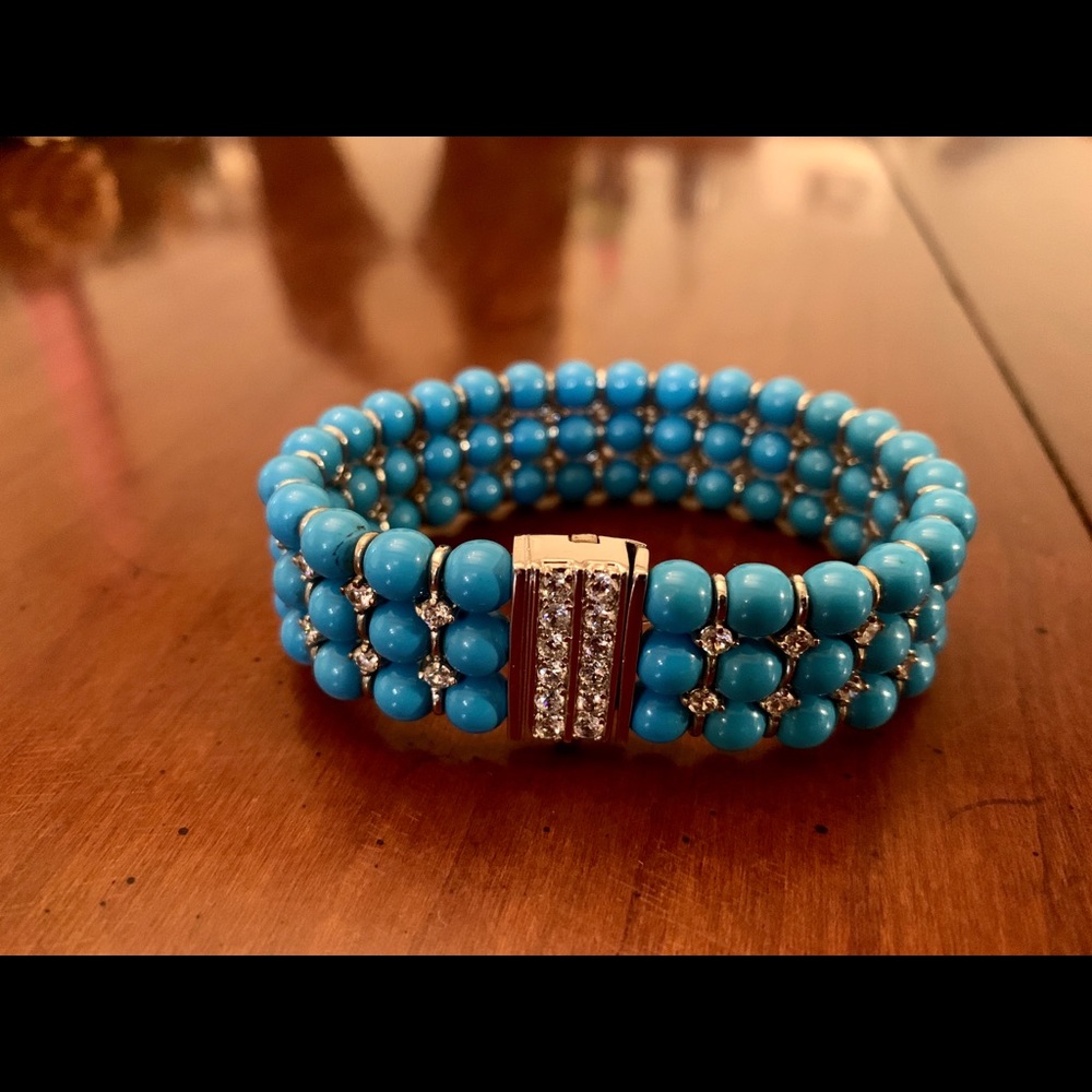 Beautiful blue diamond bracelet